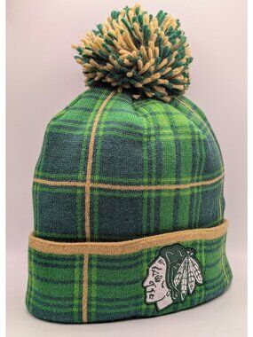 Reebok Chicago Blackhawks NHL Winter Cuffed Beanie Pom Knit Hat Plaid Green